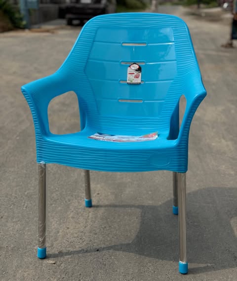 Durable Plastic Chair with Steel Legs